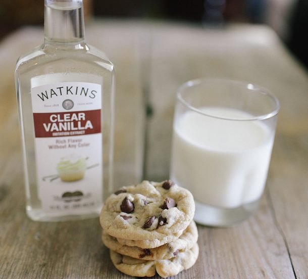 substitute for vanilla extract in chocolate chip cookies