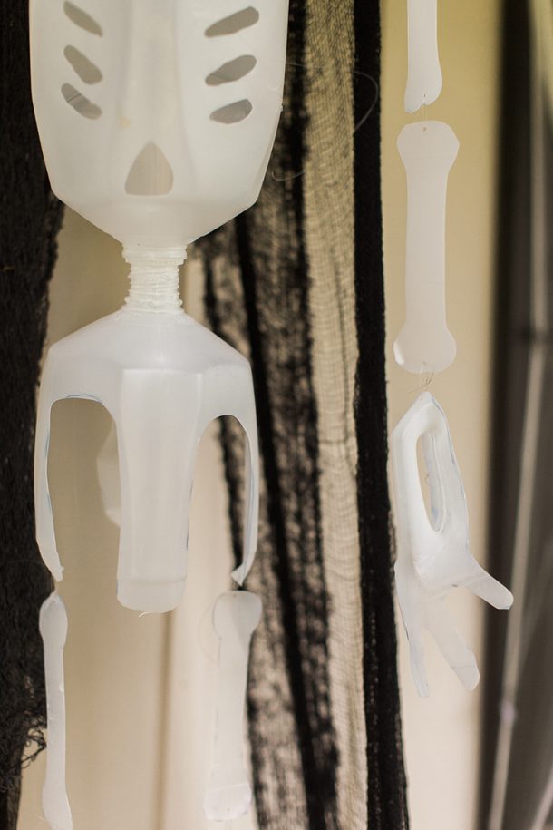 Milk Jug Skeletons Easy DIY Halloween Decoration DIY Skeleton Decor